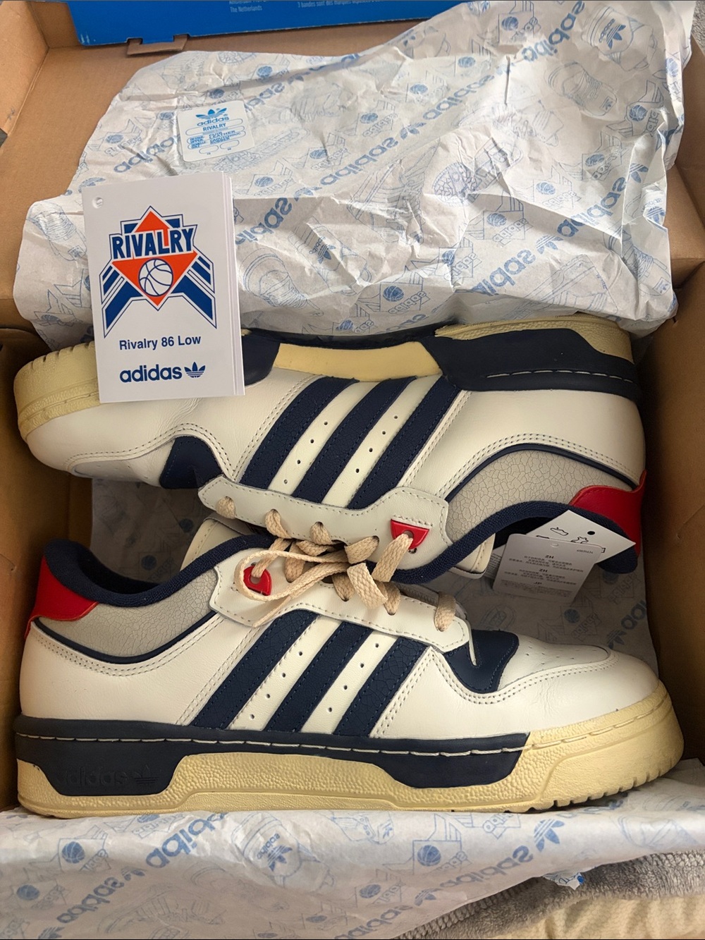 adidas Rivalry 86 Low Cream Navy Red Low-Top Sneakers